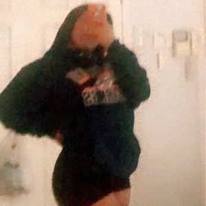 Meet your Posher, Deja